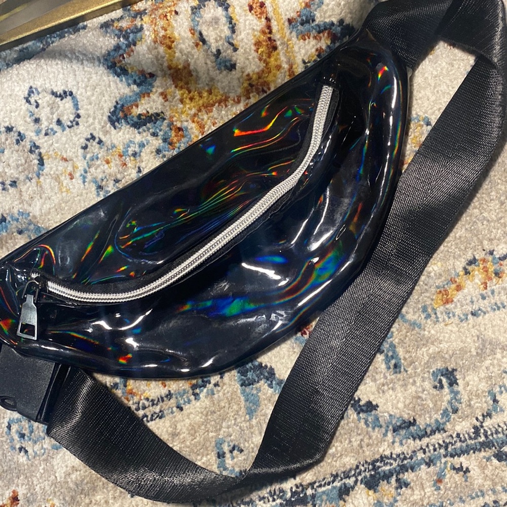 Black holographic fanny pack